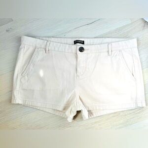Express Cream Shorts